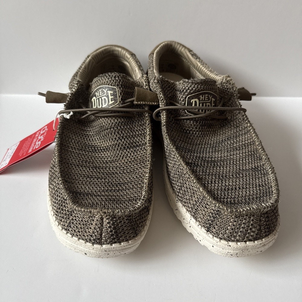 HEY DUDE WALLY SOX "BROWN" SLIP ON SHOES 8Mens - Picture 2 of 6